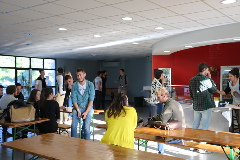 Rentrée ESARC école BTS à Toulouse Rentrée ESARC école BTS à Toulouse