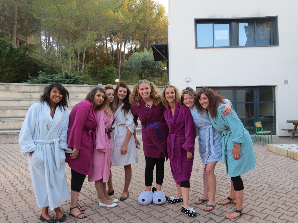 SOIRÉE DE DÉSINTÉGRATION SOIRÉE DE DÉSINTÉGRATION